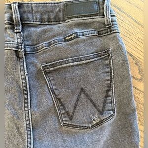 Wrangler High Rise Straight Leg Jeans